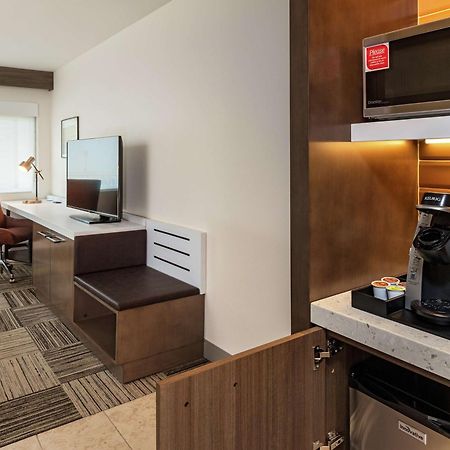 Hilton Garden Inn Davis Downtown Kültér fotó