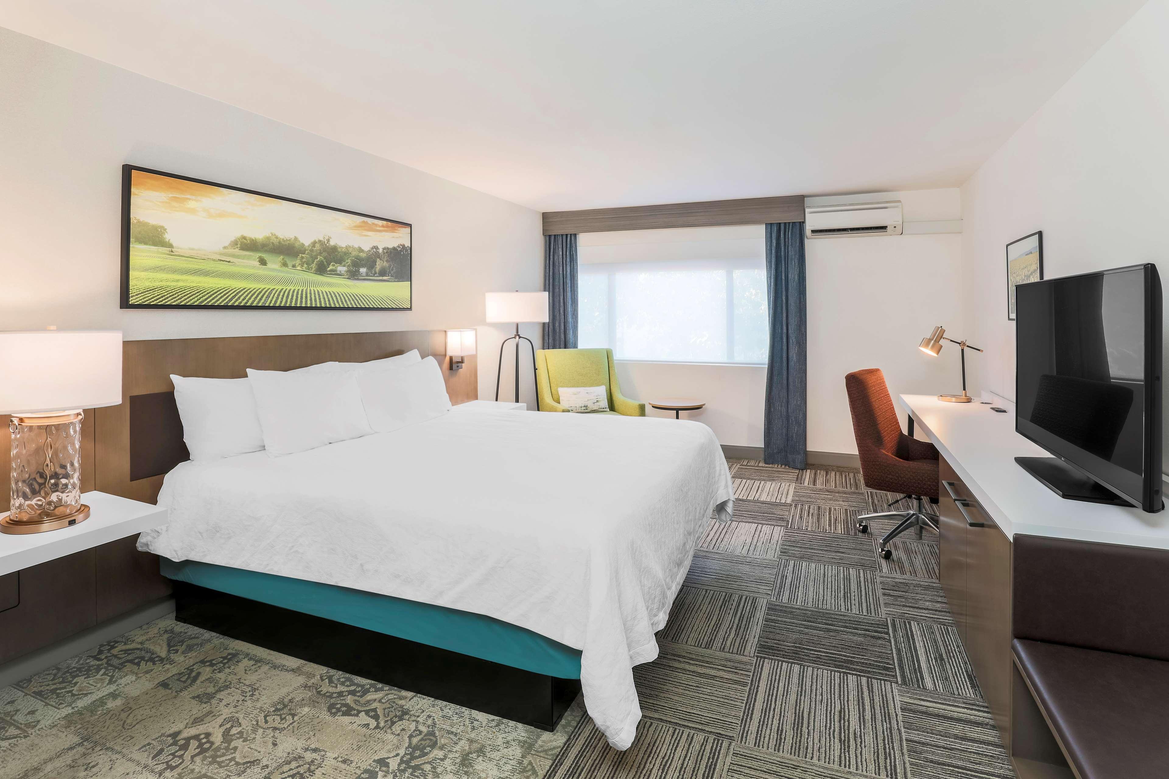 Hilton Garden Inn Davis Downtown Kültér fotó