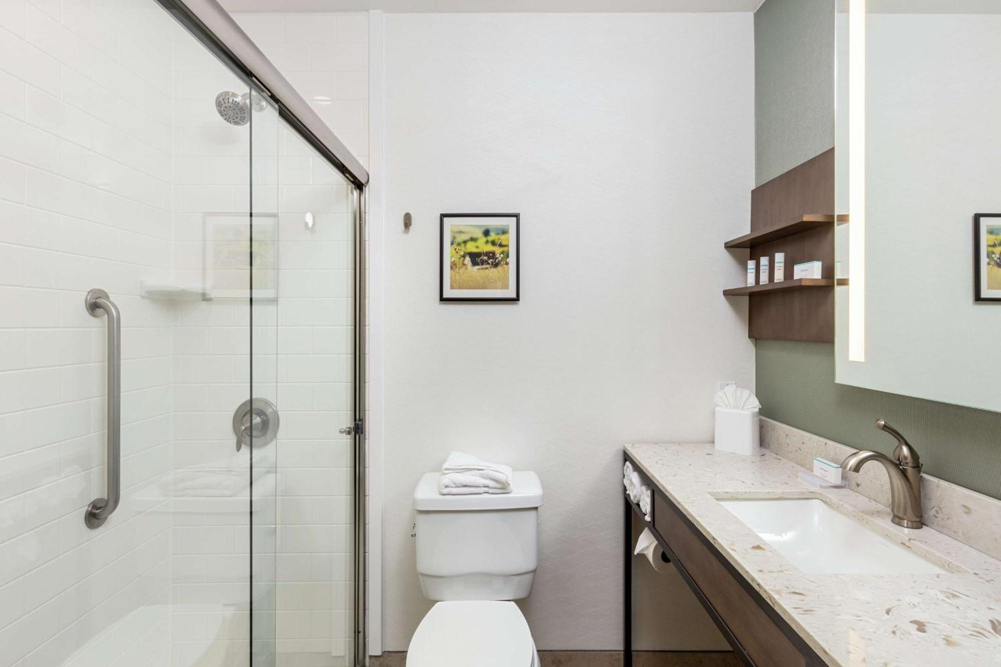 Hilton Garden Inn Davis Downtown Kültér fotó