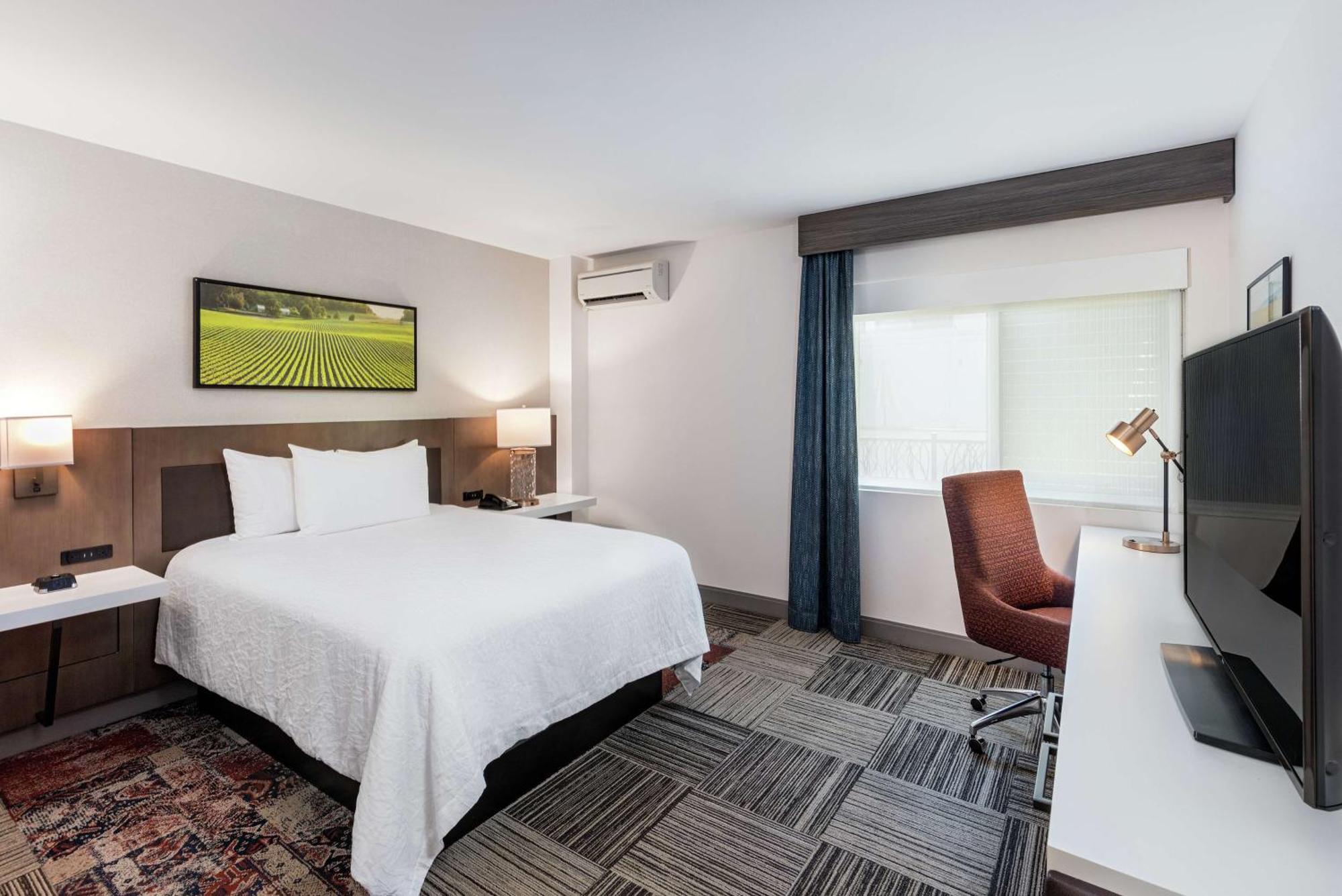 Hilton Garden Inn Davis Downtown Kültér fotó