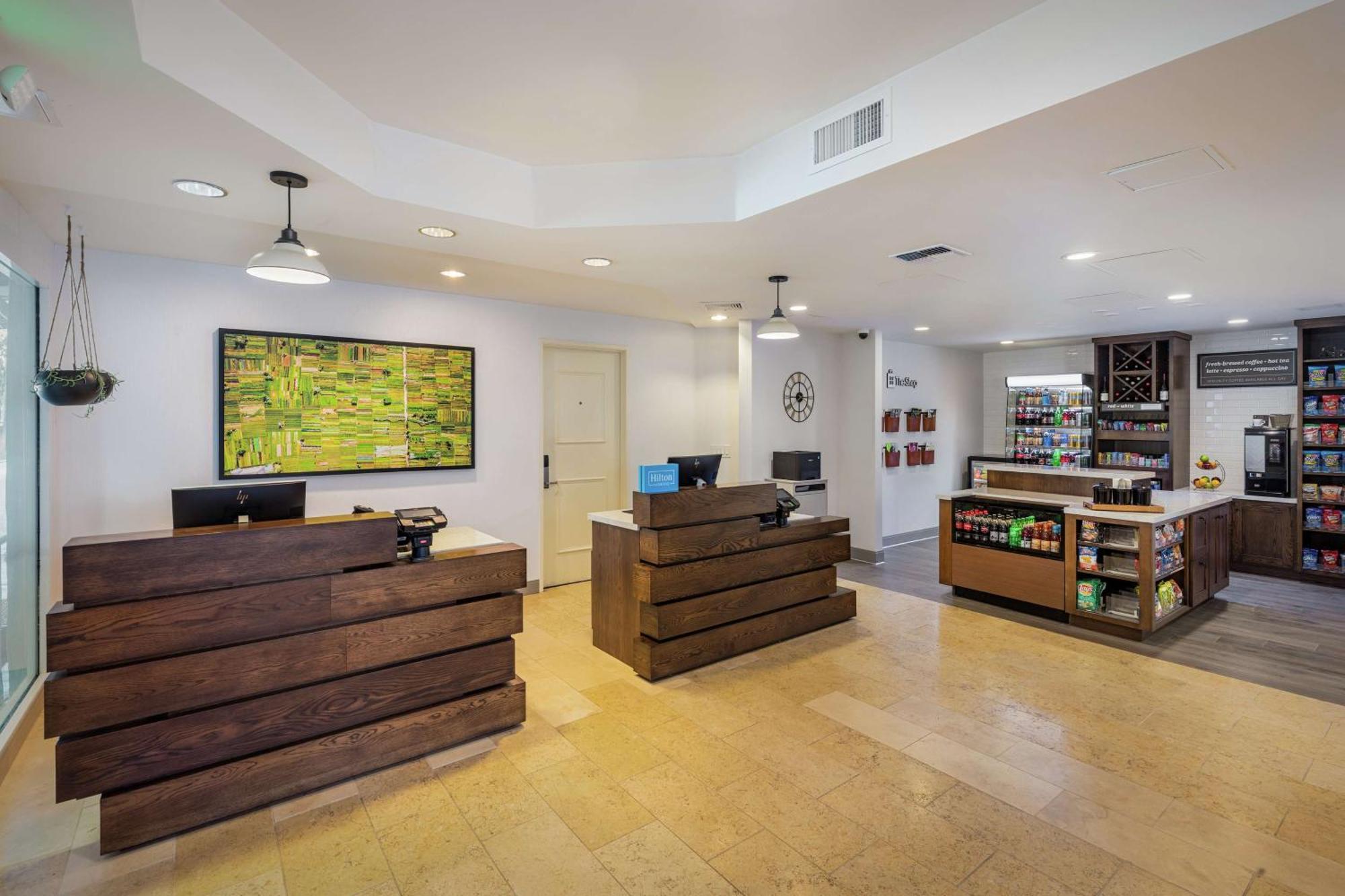 Hilton Garden Inn Davis Downtown Kültér fotó
